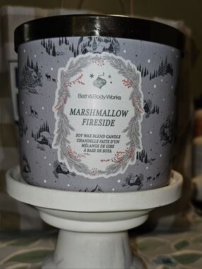 Bath & Body Works 3 Wick - Marshamallow Fireside